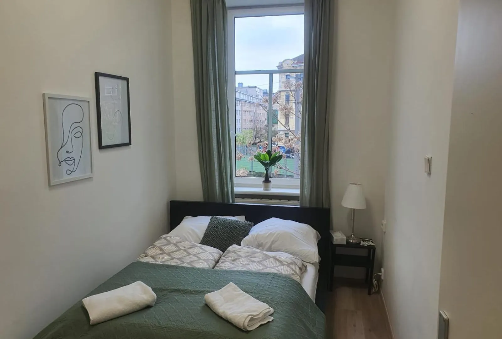 Massive 6Br Apt. Near Millenium City For Big Groups Vienna 0*,