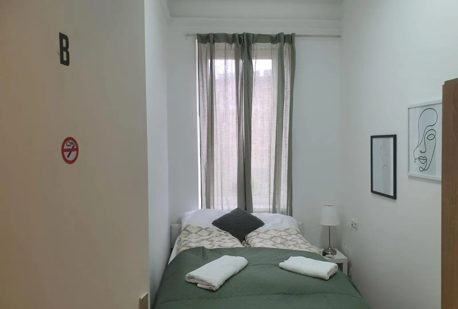 Apartment Massive 6Br Apt. Near Millenium City For Big Groups Vienna Austria