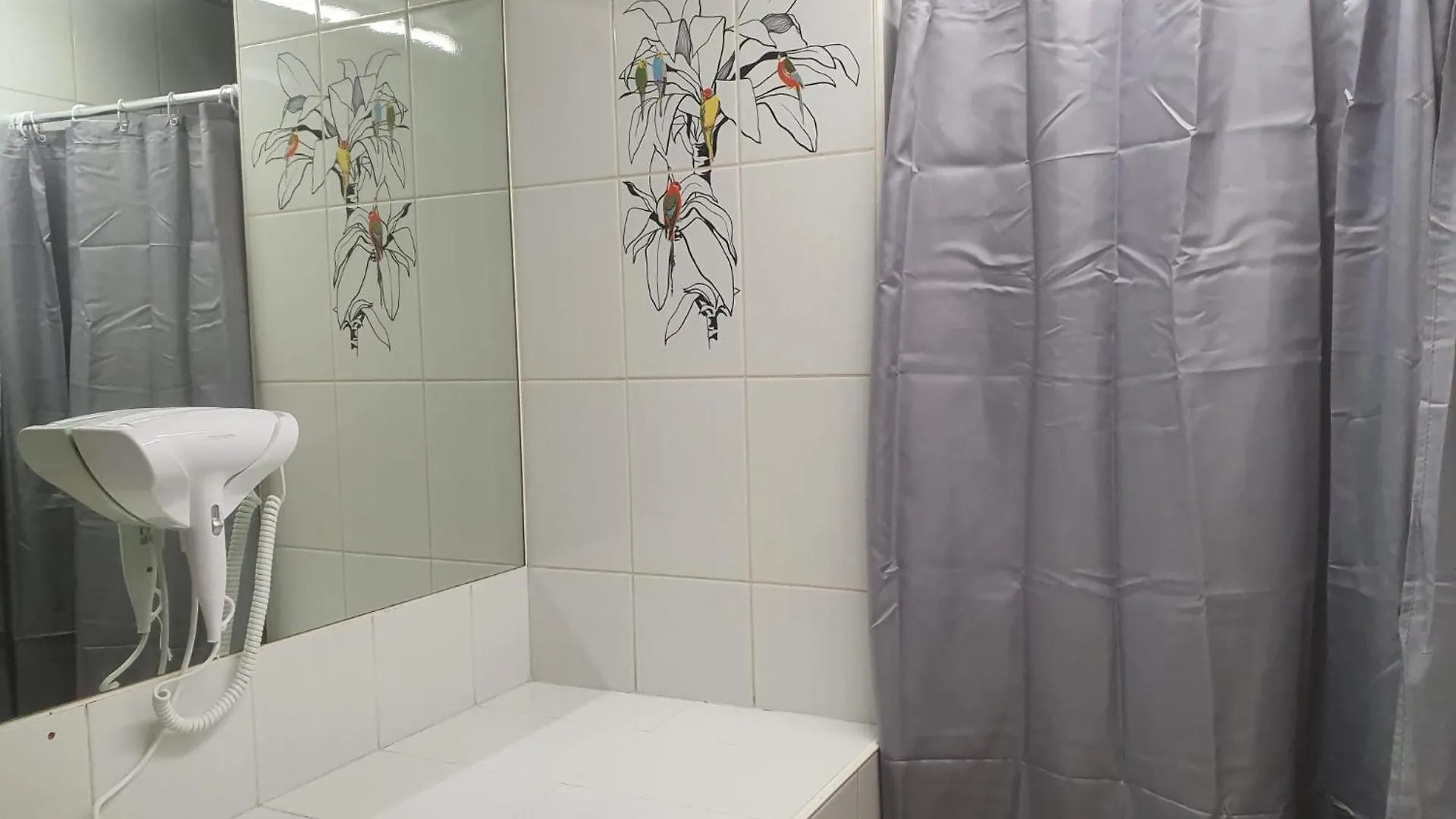 Massive 6Br Apt. Near Millenium City For Big Groups Vienna 0*,