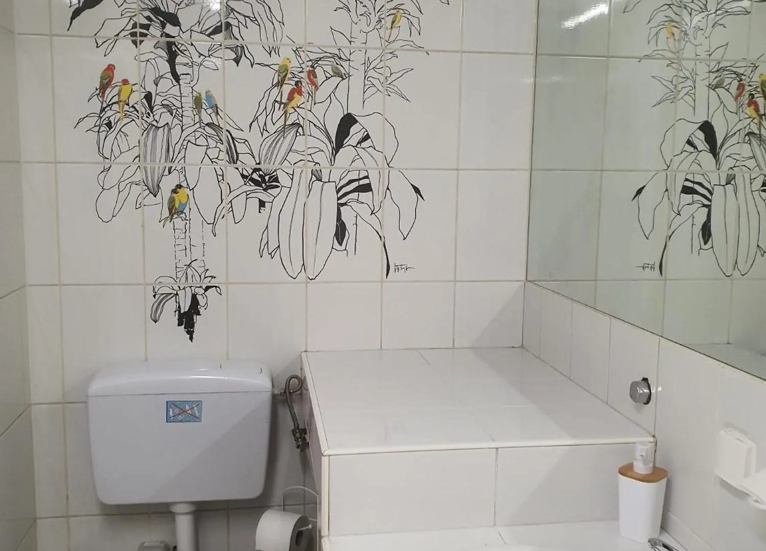 Massive 6Br Apt. Near Millenium City For Big Groups Vienna